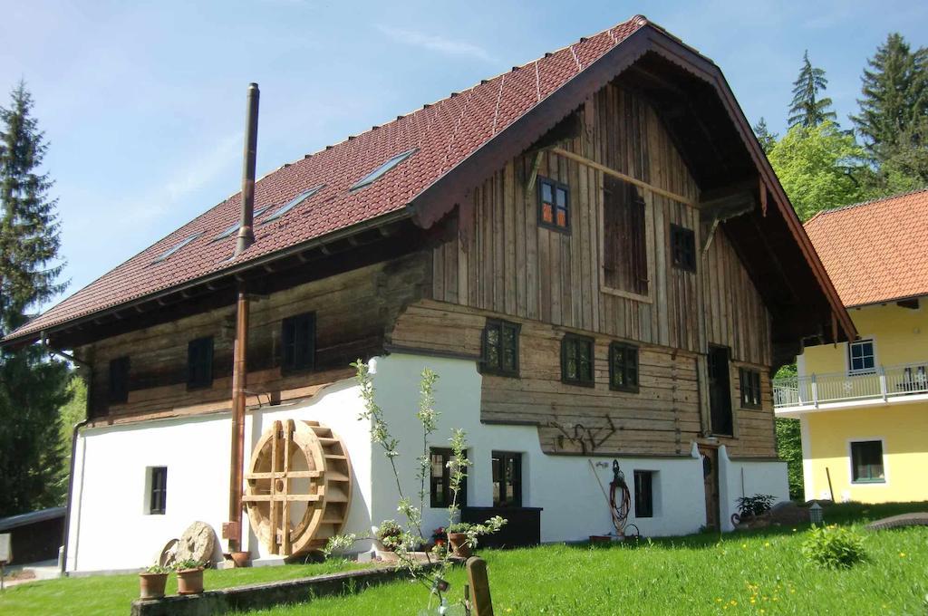 Heuholzmuehle Privatzimmer Elixhausen Extérieur photo